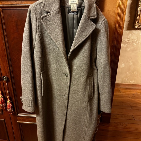 L.L. Bean women’s ankle length wool pea coat/ overcoat, gray, size 16 - Picture 1 of 3